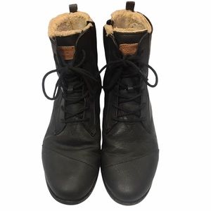 TOMS Alpha Boots Black Leather Synthetic Fur